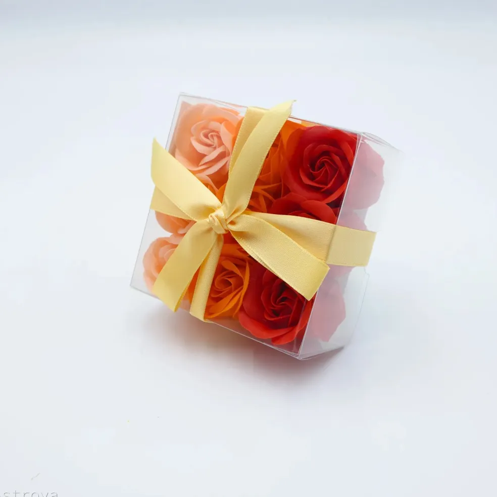 Boîte de 9 roses de savon