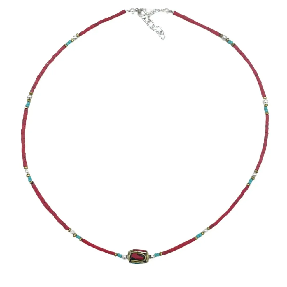 Collier de pierres précieuses - Corail