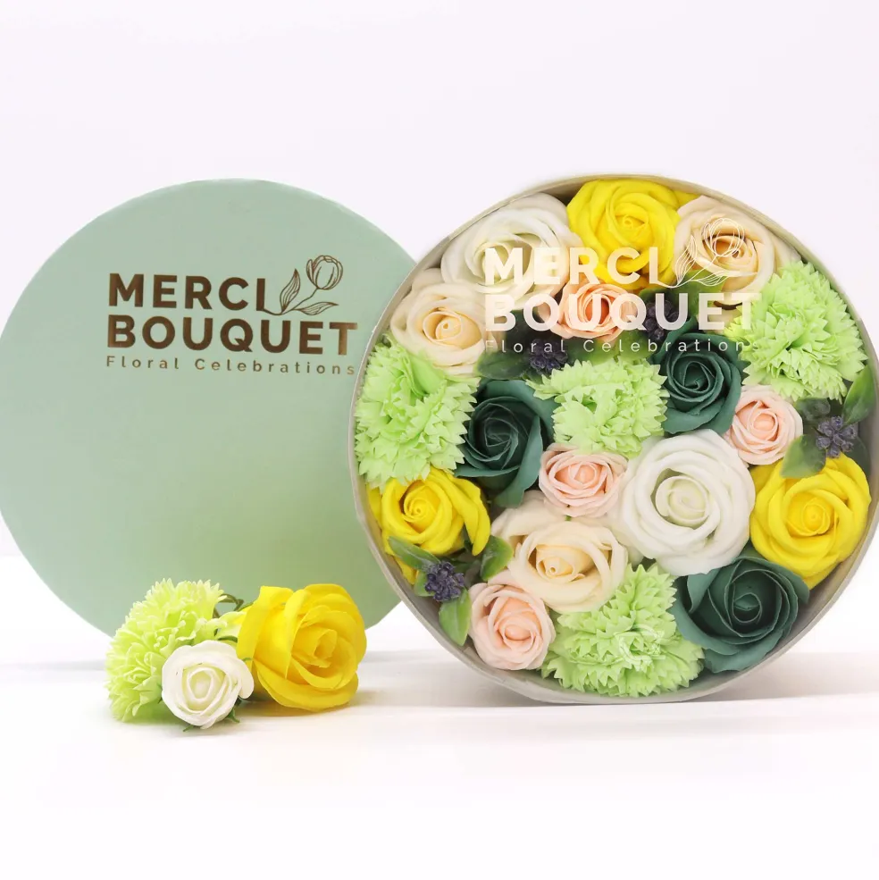 Fleurs de savon - boîte ronde