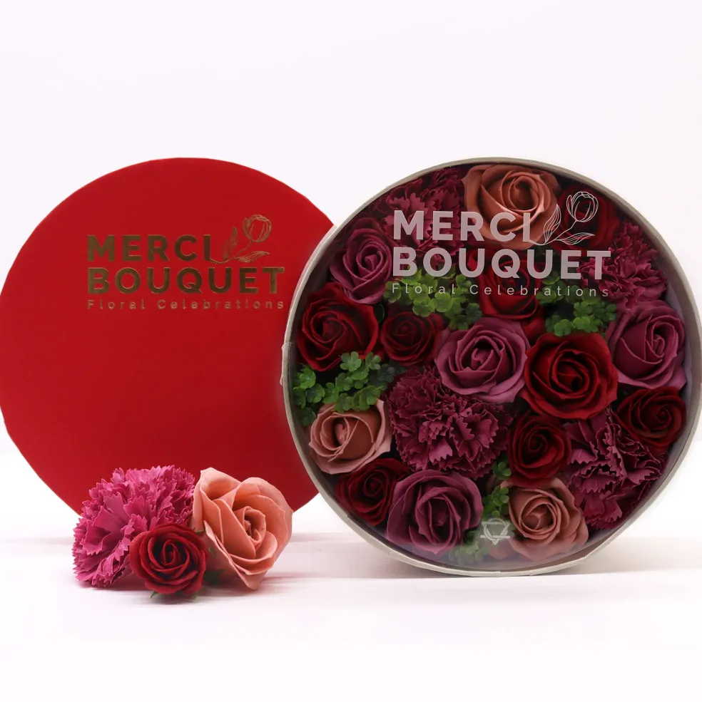 Fleurs de savon - boîte ronde
