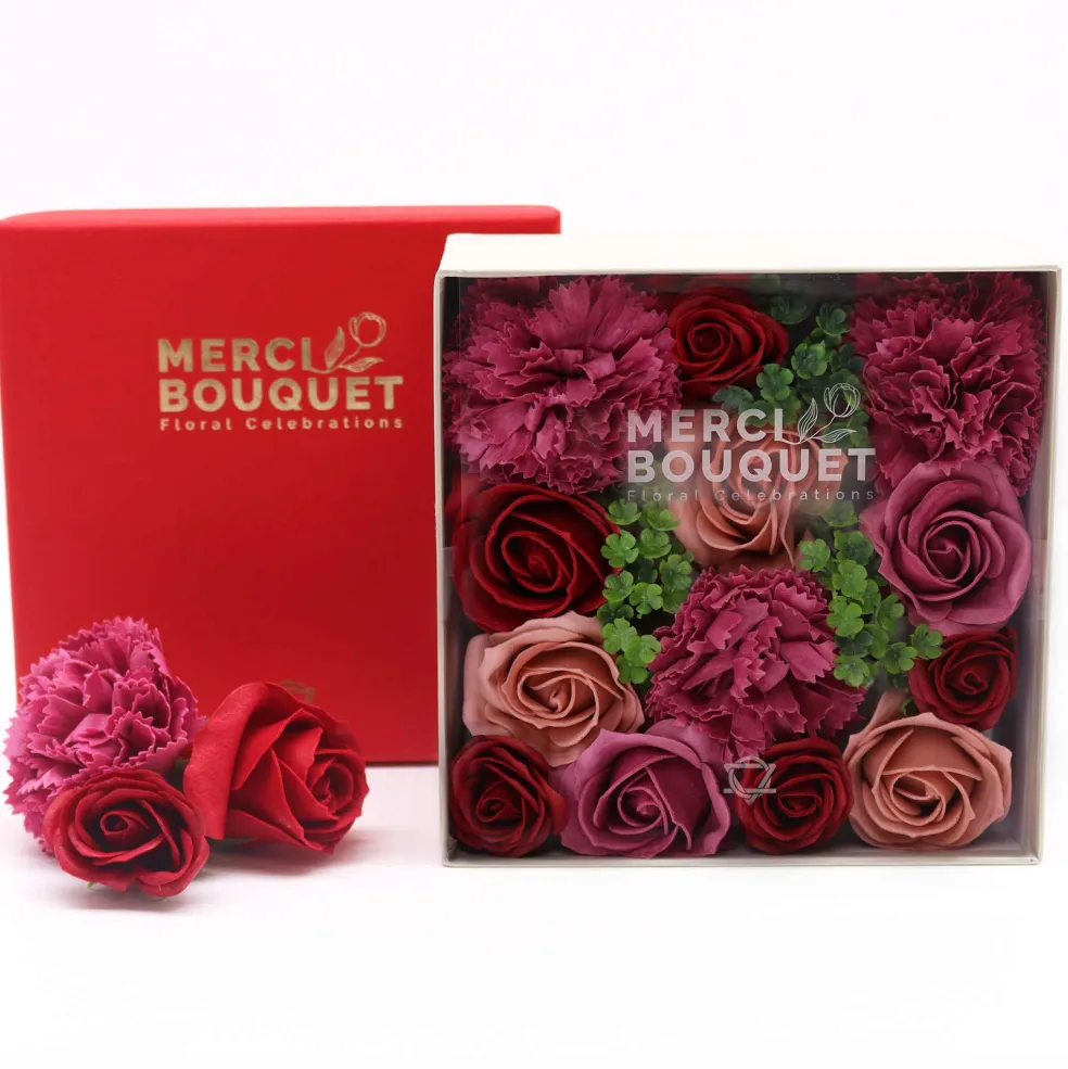 Fleurs de savon - coffret carré