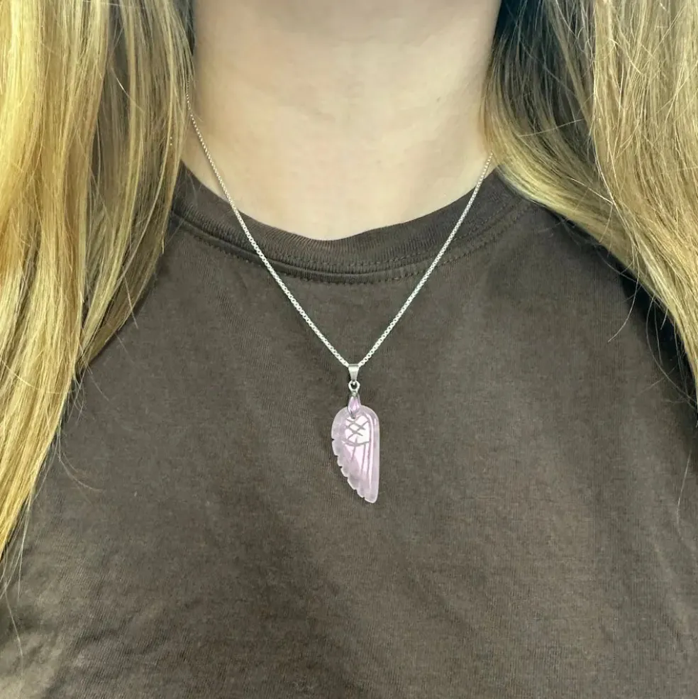 Pendentif Aile d'Ange en Quartz Rose