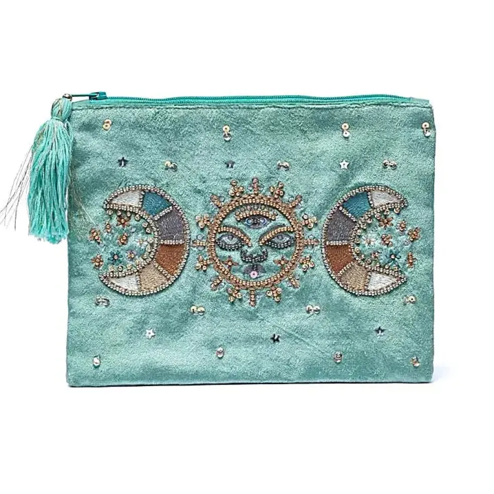 Pochette zippée en velours menthe | broderie Phases Lunaires