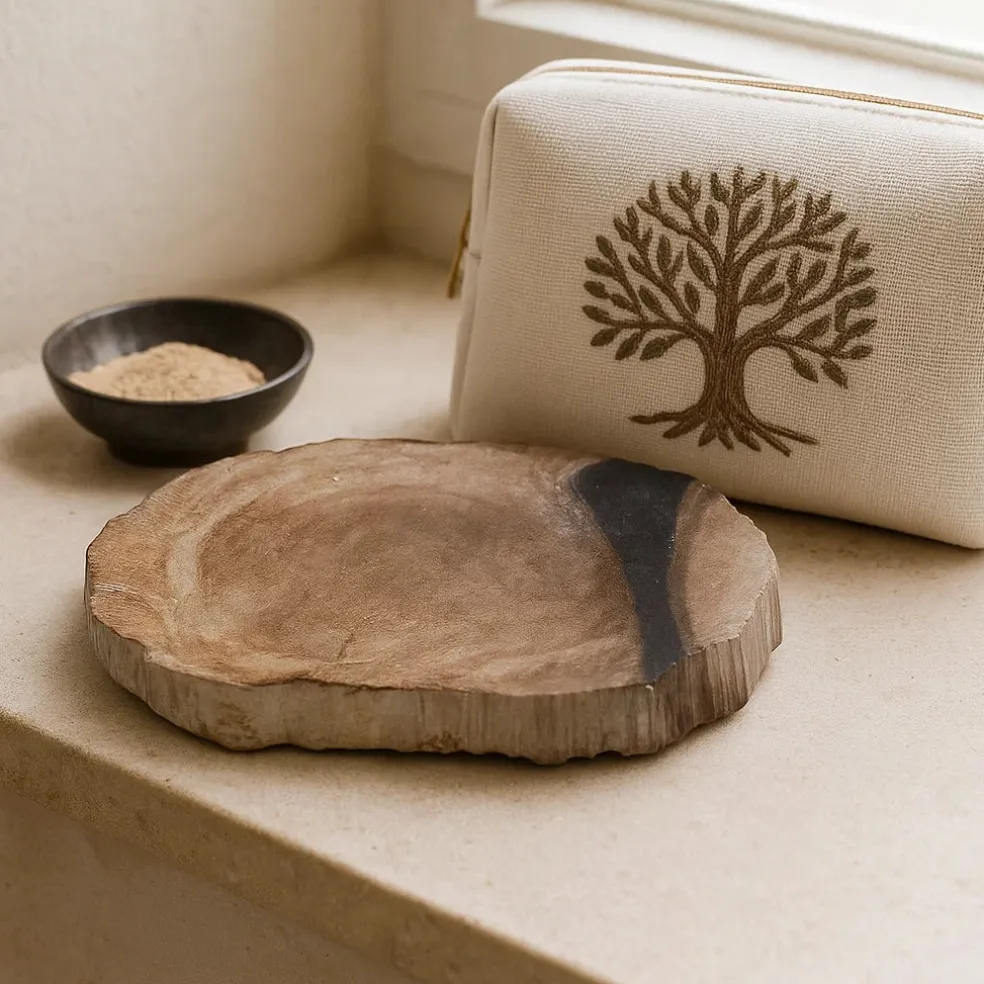 Porte savon noir en bois pétrifié